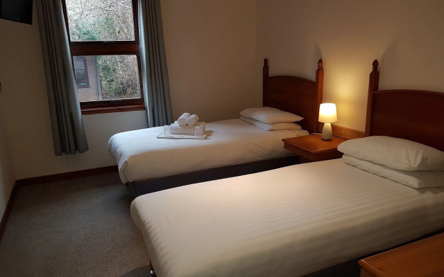 Mackay's Spa Lodge Hotel