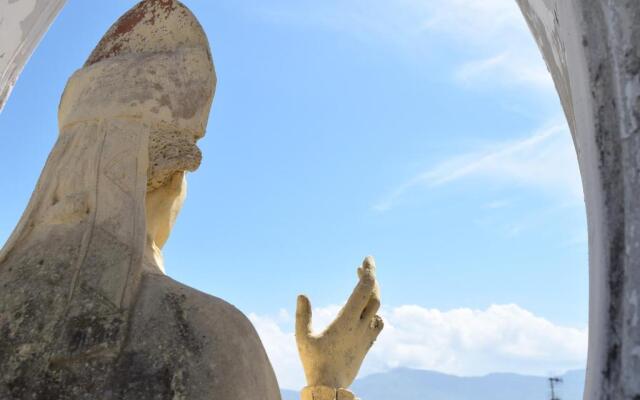 Palazzo D'Amaro Historical Residence