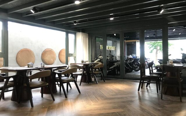 The Herriott Hotel & Suite Danang