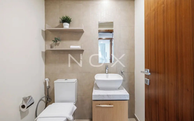 1BR with Study City View Bay Square B7