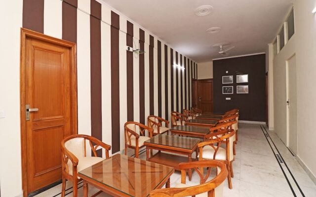 Capital O 15124 Noida Stay