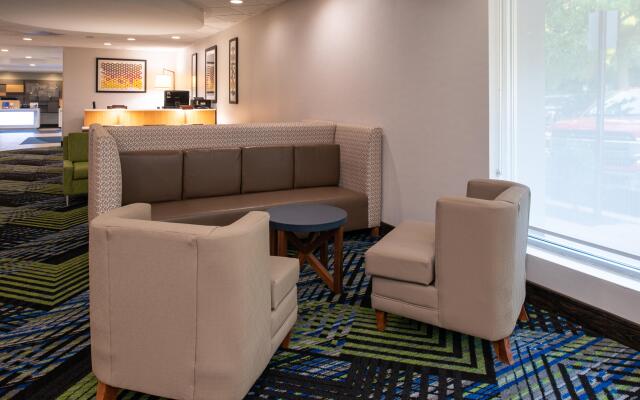 Holiday Inn Express Towson - Baltimore North by IHG