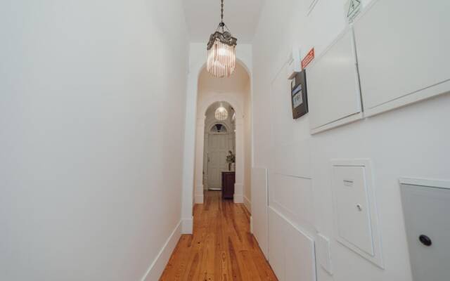 Porto Modern Downtown Apartment B With Garden