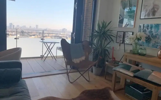 Modern 1 Bedroom Near Shoreditch With Balcony