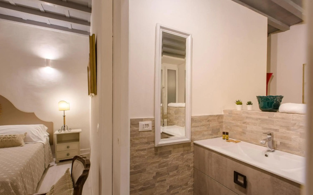Elegant & stylish apartment city center