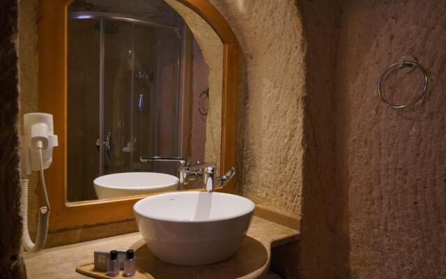 Maya Cave Hotel