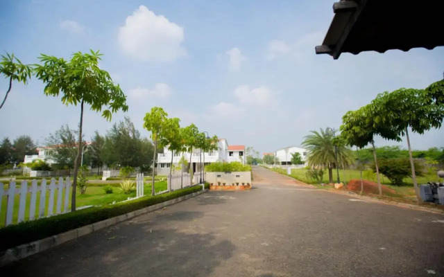 Lush Garden Resort
