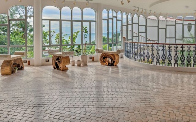 Ampersand Resort