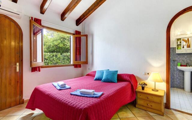 VILLA GERARD in Cala Blanca