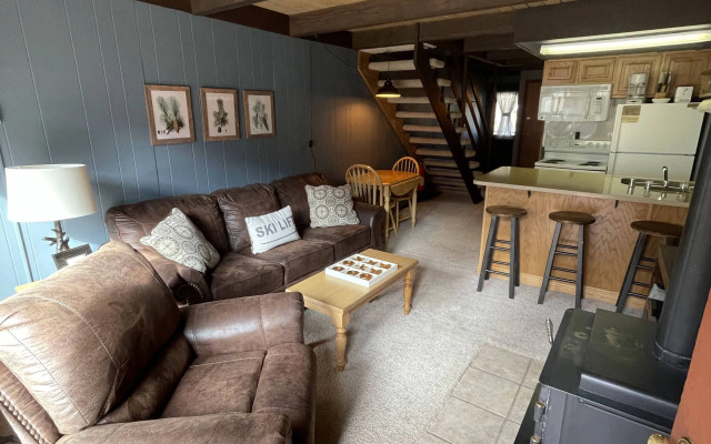 Auslander Condominiums