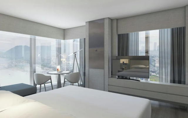Courtyard by Marriott Danang Han River