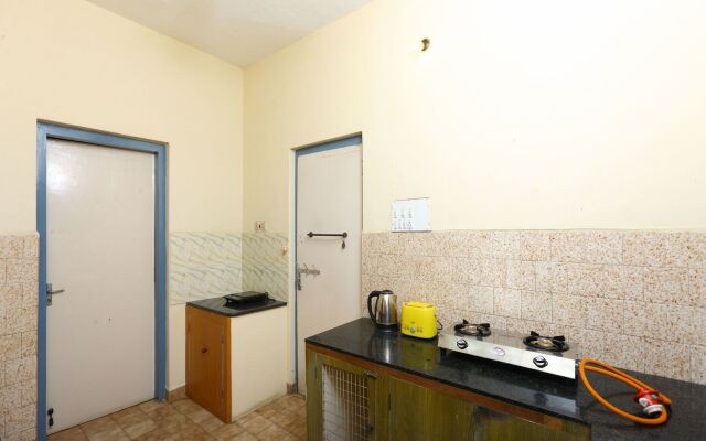 OYO 10178 Home Pleasant 1BHK Near Airport