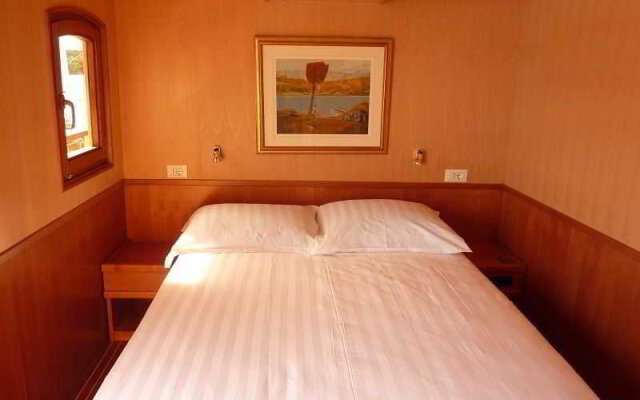 Cruise From Dubrovnik On M/Y Dalvin