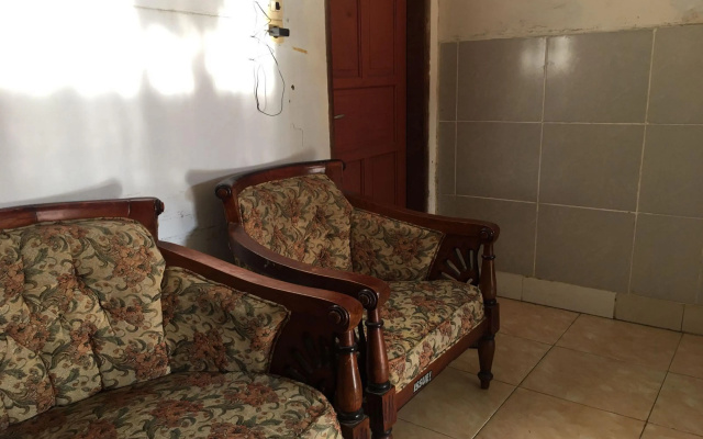 Hotel O Anda Kost 2 Near Lapangan Syech Yusuf Discovery – Guest Rooms – Sungguminasa