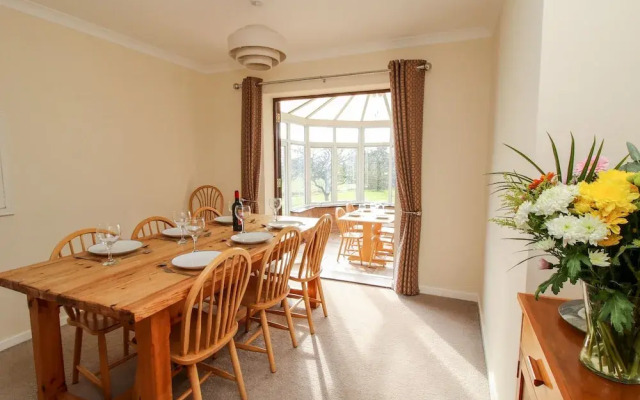 Bicton Lea