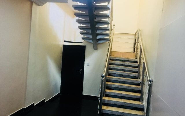 Esporta Suites Yaba