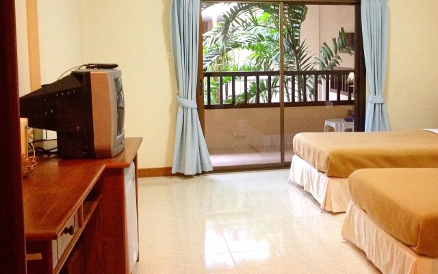 Khaolak Inn