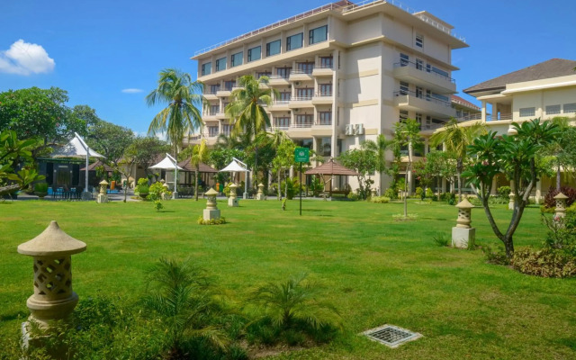 Lombok Raya Hotel