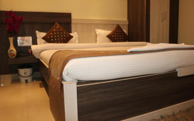 Hotel Vaishnavi Heights