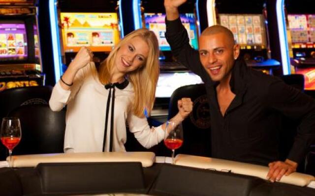 Gold Club Hotel & Casino