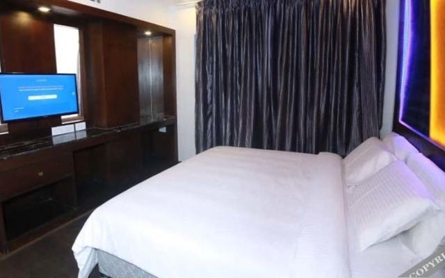 Hotel M Grand
