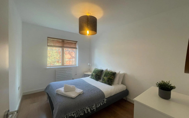 MAIDENHEAD Stylish and modern 2 bedroom apartment