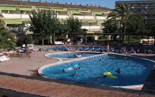 Apartamentos Estival Park