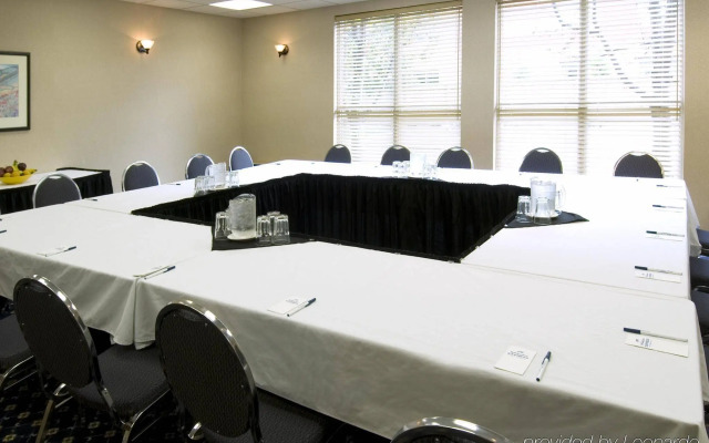 Holiday Inn Express Toronto - North York by IHG