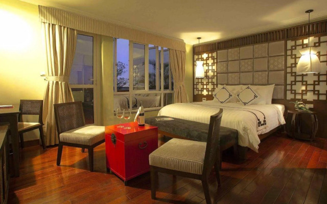 Church Boutique Hotel Hang Trong