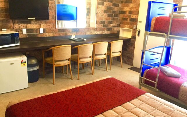 Gosford Palms Motor Inn