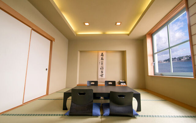 Premier Hotel Mojiko