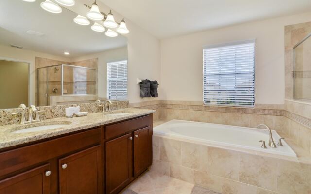 Sunny Vacations by VillaDirect