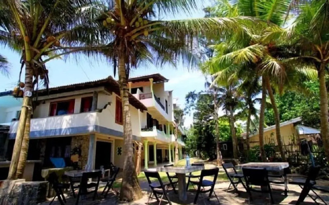 Time N Tide Beach Resort