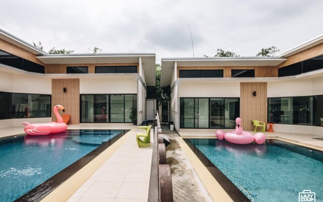 Sattahip Pool Villa