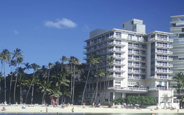 Kaimana Beach Hotel