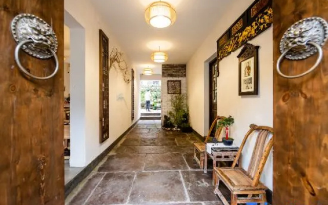 Zhoufu B&B, Liujiang Ancient Town