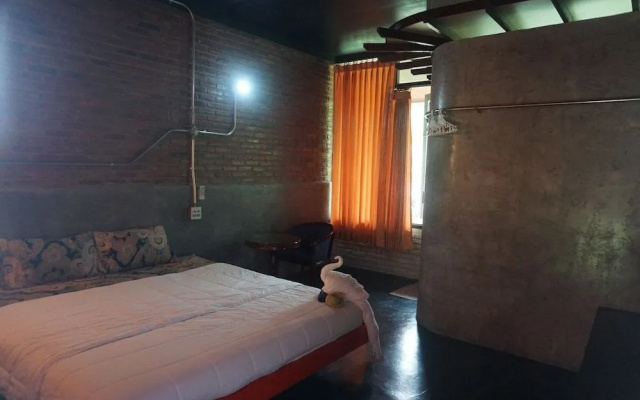 Steelloft  Home Stay