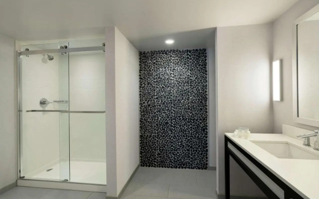 Holiday Inn Springfield