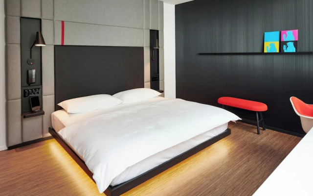 citizenM Chicago Downtown