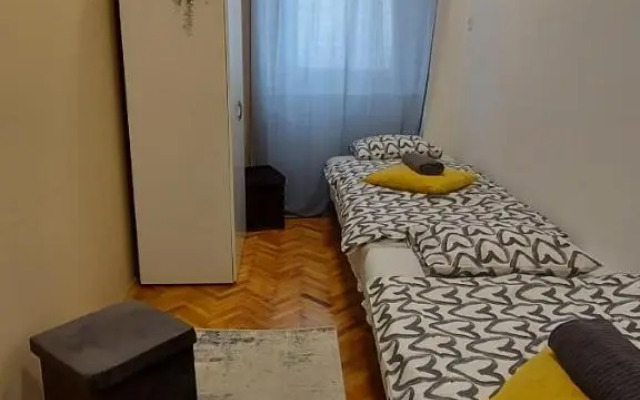 K21 party apartment hotel with inhouse ruin pub