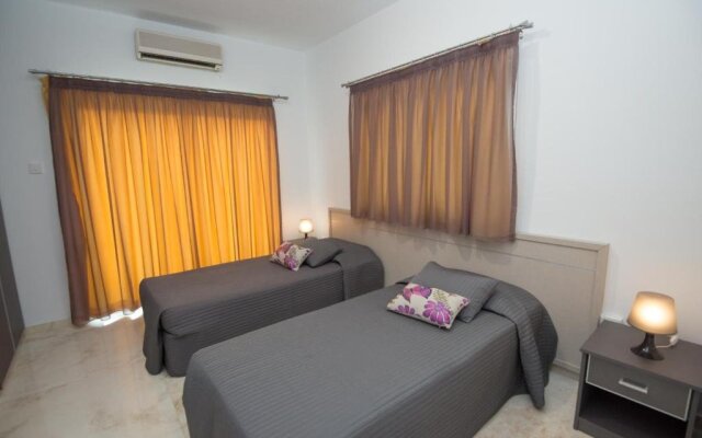 Makronissos Beach Villas