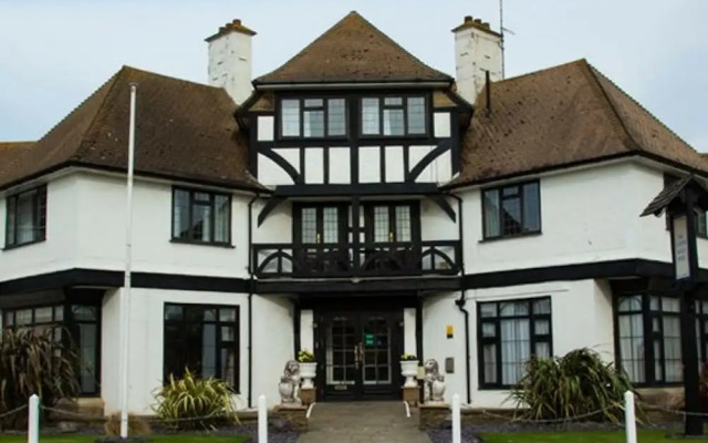 The Relais Cooden Beac