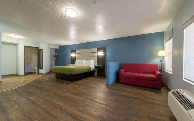 Quality Inn & Suites Manitou Springs at Pikes Peak