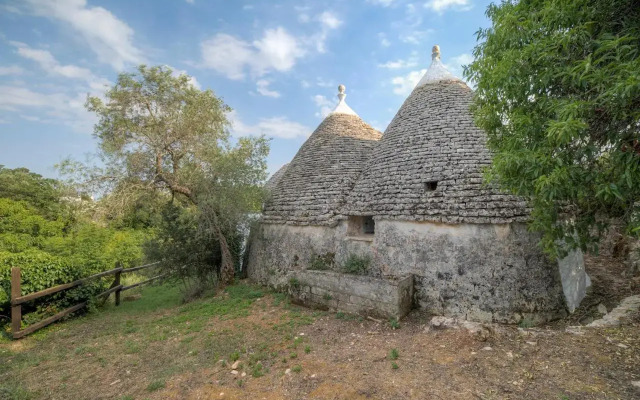 Trulli Capo di Lupo Cisternino by Typney