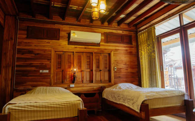 Klong Suan Plu Resort