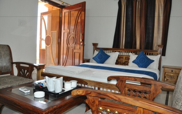 Sartaj Hotel