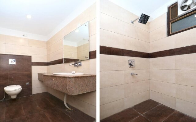 Hotel Bombay Regency by OYO Rooms