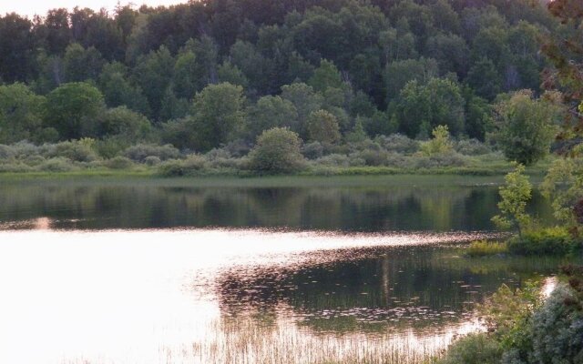 Mowat Landing Cottages