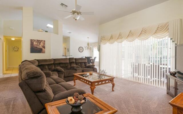 Immaculate Villa in Kissimmee South Facing Pool