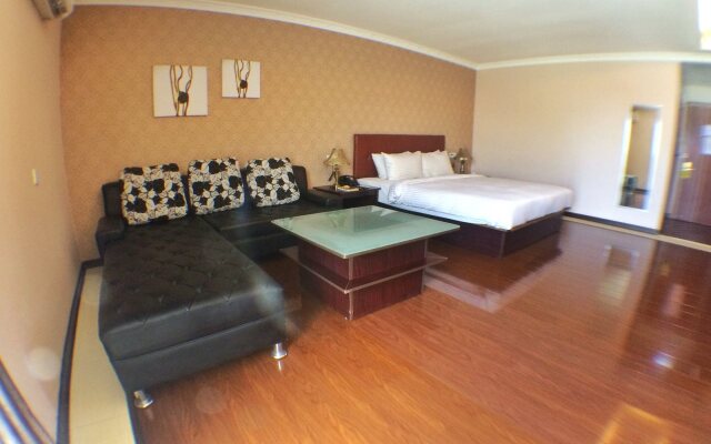 Grand Hoyah Hotel